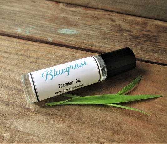 SWEETEGRASS Roll on Perfume